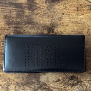 Frye Black Leather Wallet w/brown interior. EUC